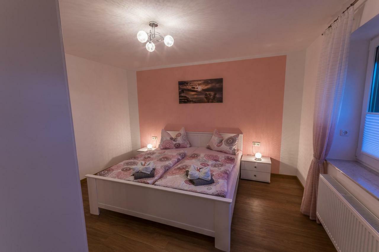 Ferienwohnung "Turmblick" Rathmannsdorf Exterior foto